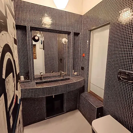 Pitti House Apartmán *